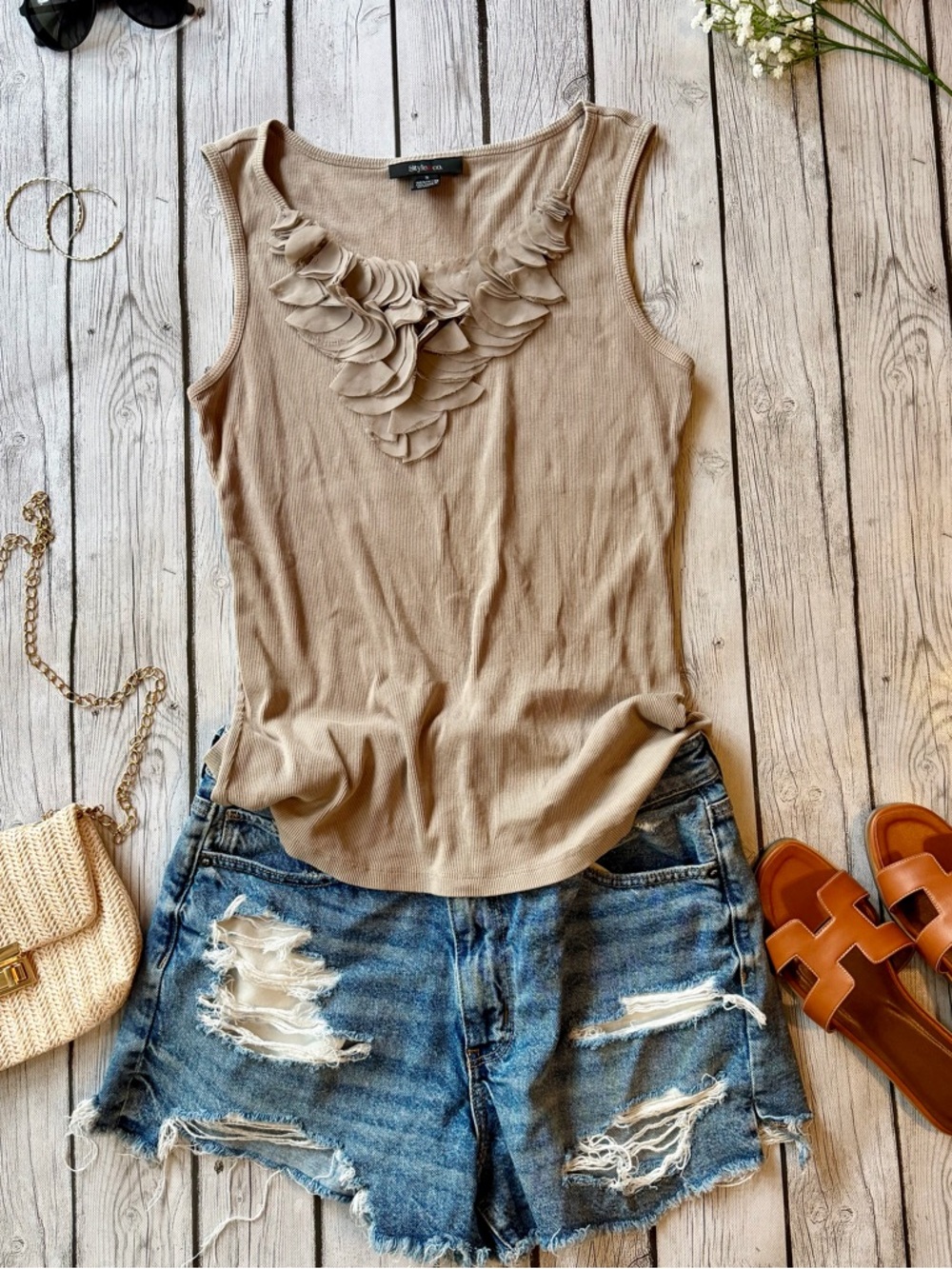 Sleeveless Ruffle V-Neck Tank Top - Taupe